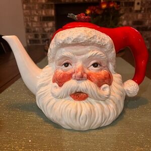 Dept 56 Santa Claus Face Teapot Ceramic Christmas Holiday Kitchenware~Rare Find